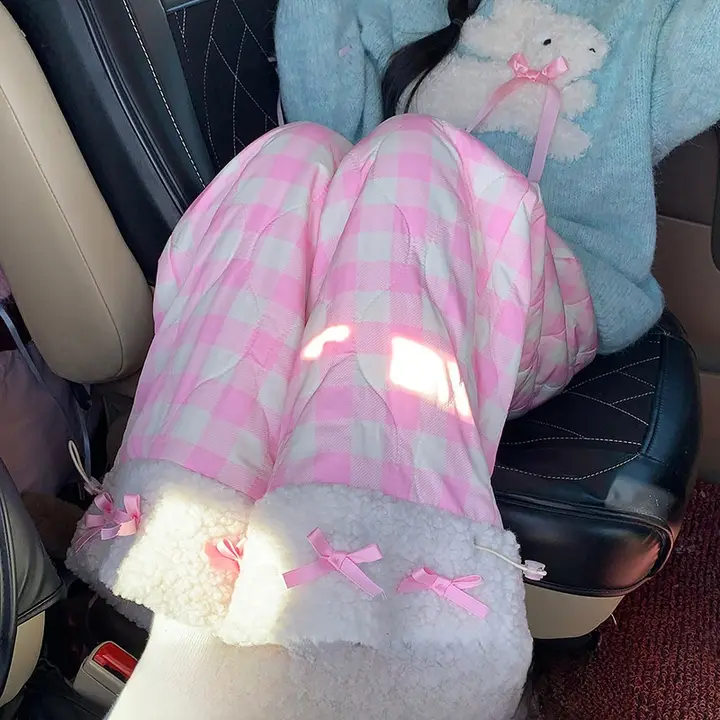 可愛いデザインの保温性抜群な高腰チェック柄コットンパンツ【ピンク・ゆったりシルエット・秋冬用】