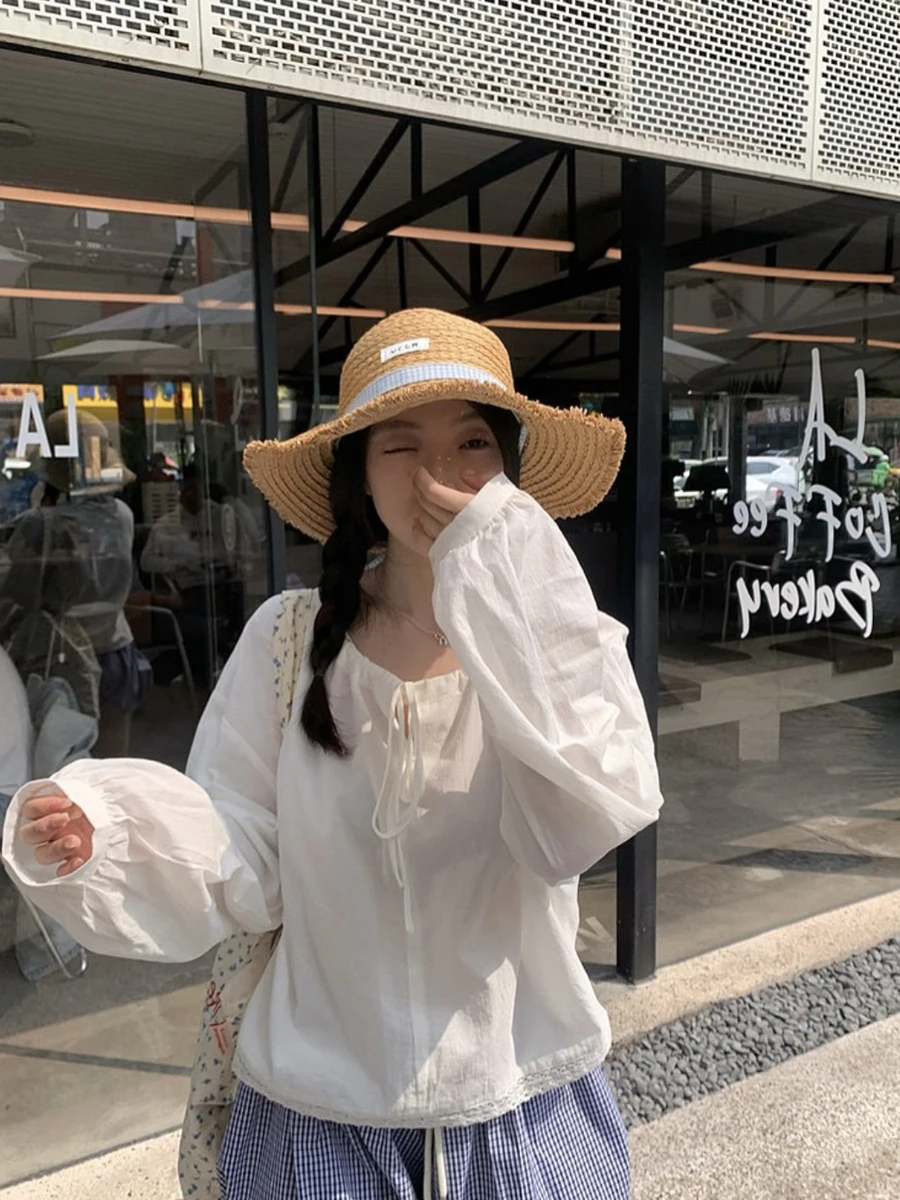 夏のベロアをどう選ぶ？韓国風のビーチハットがもたらす、肌と心に届く季節感とは