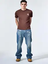 アメリカンスタイルの迷彩プリントTシャツ【スリムフィット・ロゴデザイン・無地・五色展開】