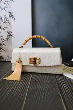 高級感ある手提げバッグ【金糸刺繍・伝統的な模様・中華風】
