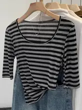ビビッドカラーのストライプTシャツ【大きなネックライン・天絲・半袖・スタイリッシュデザイン】（セットアップ対応）
