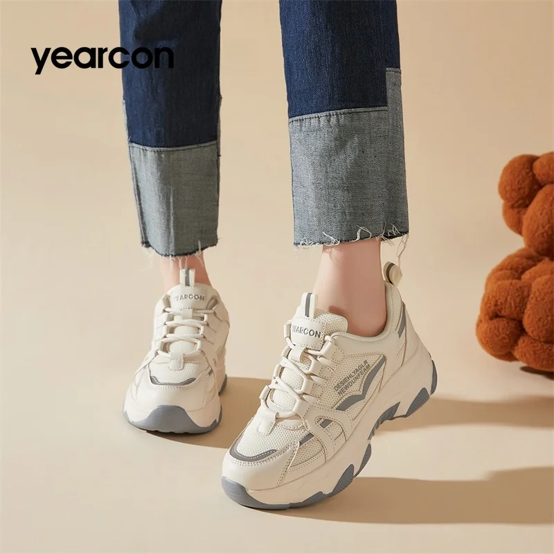 レースアップシューズ レディース 歩きやすい：YEARCON E63101130のフィット感と通勤・散歩向け実用性