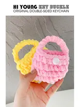 イヤホンケース かぎ編み モコモコ かわいい AirPods対応 汎用 ペア ストラップ チャーム 「HiYOUNG」