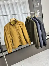リバーシブルデザインの防水防風ジャケット【秋冬用・メンズ・フリース・カジュアルスタイル】