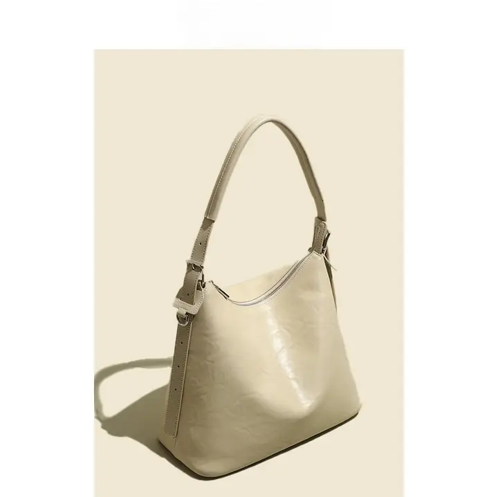 DSGUTWO レディーストートバッグ【大容量・高級感・通勤用・ハンドバッグ】