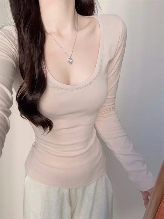 ピンクのVネックフィット長袖Tシャツ【ウエストシェイプ・女性用・秋冬用】