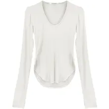 セクシーUネック長袖Tシャツ【薄手・フィットデザイン・秋用】