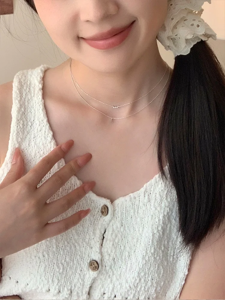 ネックレスのデザインはシンプルが勝る？純銀パール四つ葉ネックレスが教えてくれた、日常の美しさ