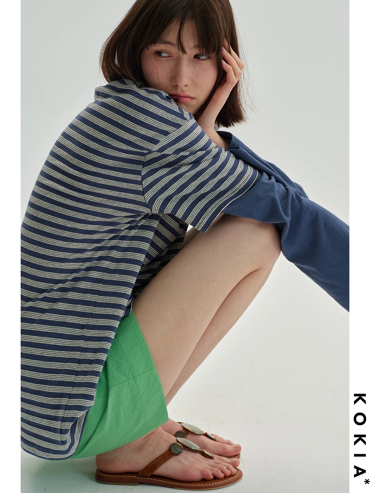 オーバーサイズTシャツの重ね着で失敗しない方法は？