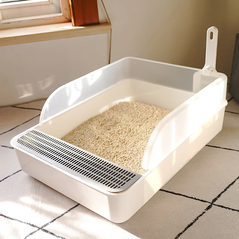 こたつに猫がいる場合のトイレ選び：オープンタイプ大型フィルター付きモデルの実用性解析