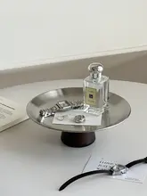 ヴィンテージスタイルの丸型テーブルハイバスケット【香水・ジュエリー用・収納ボックス】