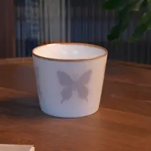 手描き陶器のバタフライデザインカップ【コーヒー用・精緻な仕上げ・ハンドル付き】