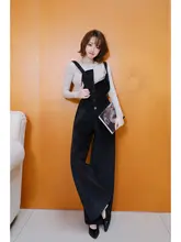 高級感あるドット柄タイトTシャツとハイウエストワイドレッグオールインワン（セットアップ対応）