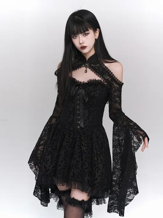 ゴシック風ドレス【ハロウィン用・レトロデザイン・ブラック・ノースリーブ】（セットアップ対応）