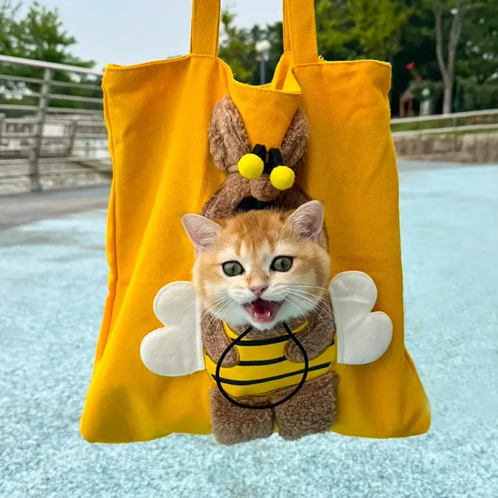 お出かけ用キャットバッグ【大容量・斜め掛け・小型犬・ウサギ対応】