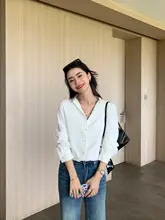 Vネック長袖白シャツ【春秋用・デザイン・女性用】