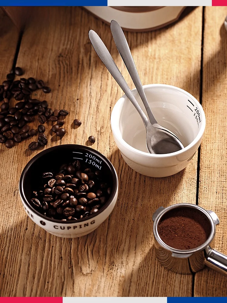 タンブラー コーヒー おすすめ 5選：使い勝手とデザインが融合した、毎日のコーヒー時間を彩るアイテム