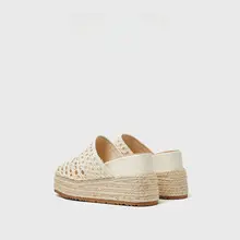 極上の柔らかさの草編み厚底ウェッジサンダル【編みデザイン・夏用・スタイル】