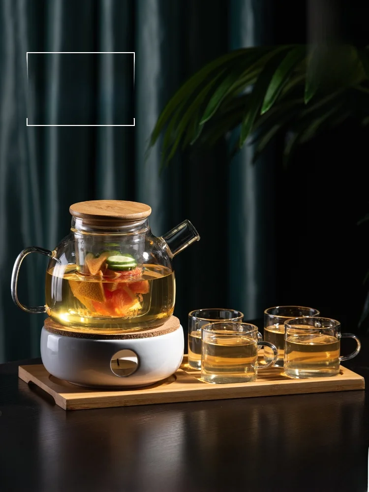 インテリア買い物リストにおけるガラス花茶壺セットの役割と特性