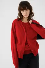 した雰囲気のニットセーター【ウール・カシミヤ・二重構造・クリスマスシーズン向け】（セットアップ対応）