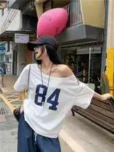 華やかな印花のオフショルダートップス【夏用・ゆったり・デザイン】（セットアップ対応）