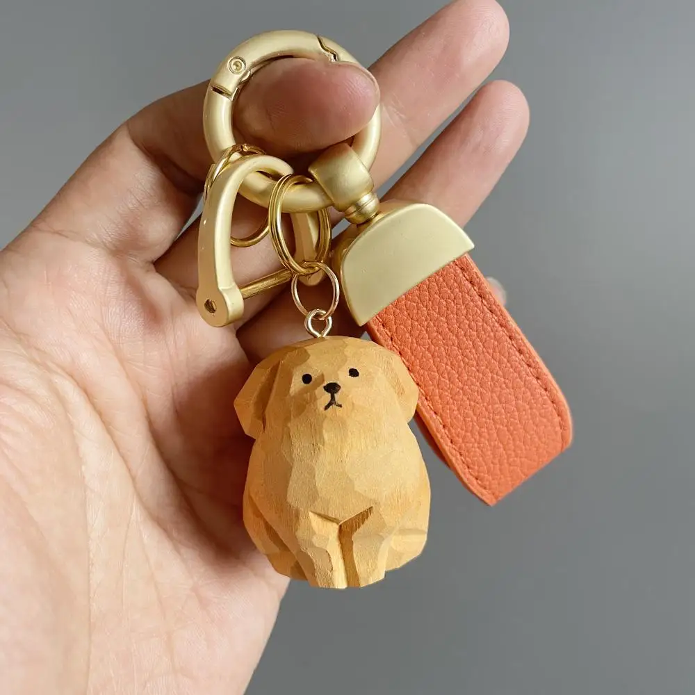 木製彫刻のゴールデンレトリバーキーホルダー：カーグッズおすすめの高品質贈り物