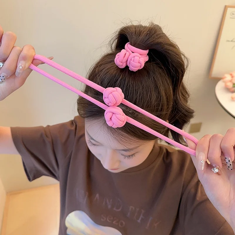 おしゃれ 紐 と こぶ結び で どんなヘアスタイルが生まれるの？