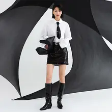 コットン無地デザインのゆったりとしたシャツ【女性用・カジュアルスタイル】