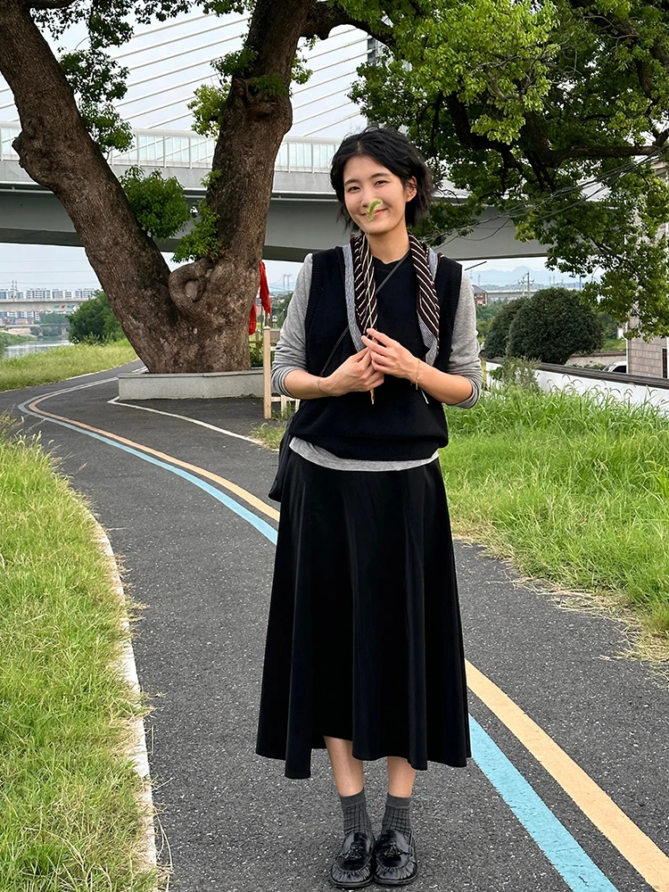 レディース 着丈を正しく測るための秘訣は？黒の中長丈スカートが教えてくれたこと