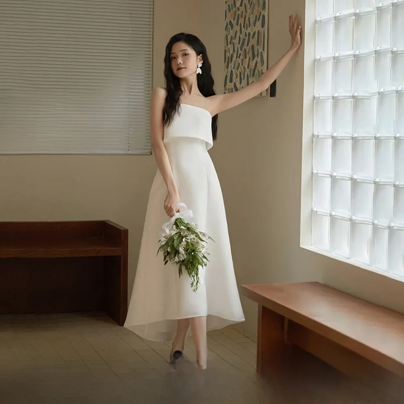 結婚式 ゲスト ワンピース どう選ぶ？シンプルさとフォーマルさのバランスが鍵