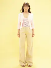 ミニフレアデザインの春夏用ローカットパンツ【薄いカーキ色・レトロスタイル・女性用】