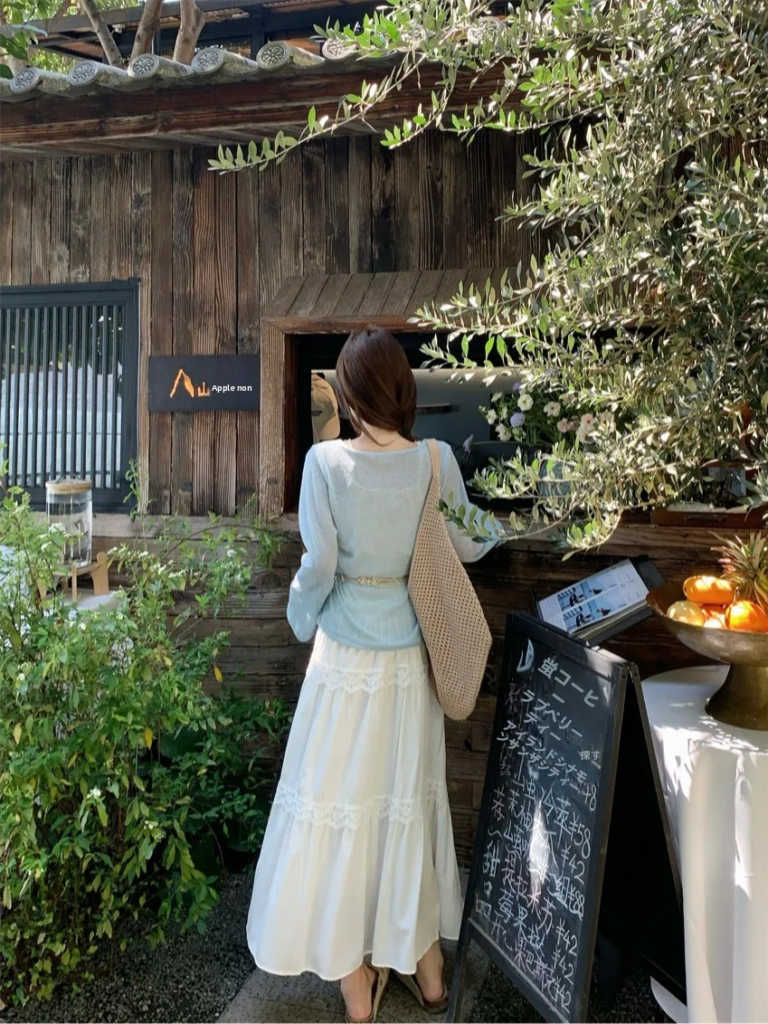 20代後半女性の春コーデに欠かせない「優しい印象のセットアップ」は？