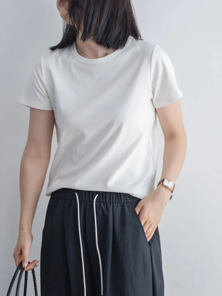 大人可愛いの本質と実践ガイド：Tシャツ・ミニスカートの選  び方
