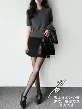 黒のハイウエストスリット付きタイトスカート【春夏用・体型カバー・Aラインデザイン】