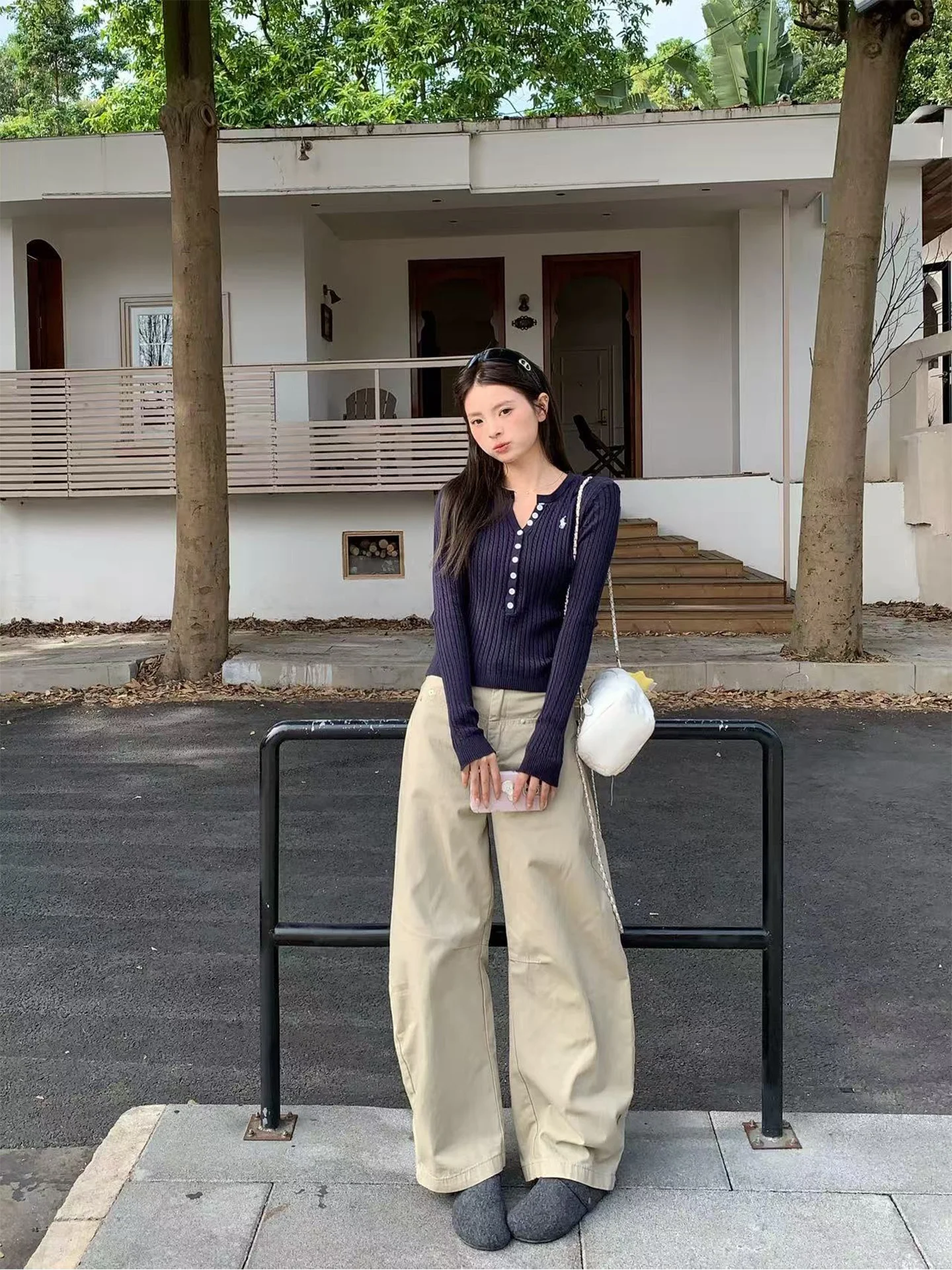 身長170cmの女性が長め丈カーゴパンツを選ぶとき、どうすれば失敗しない？
