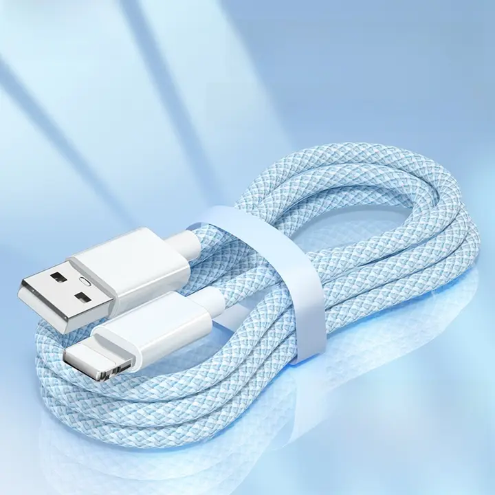 iPhone XR対応の快適なUSB充電ケーブル【急速充電・長さアップ・iPad用・車載対応・抜群の互換性】