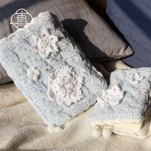 冬の雪景色デザインの手作り日記帳【A5・A6対  応・雪の結晶フック編み】