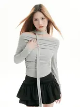 春秋用ミニスカートとTシャツのコーディネート【小柄向け・スタイルアップ効果・カジ ュアル】（セットアップ対応）