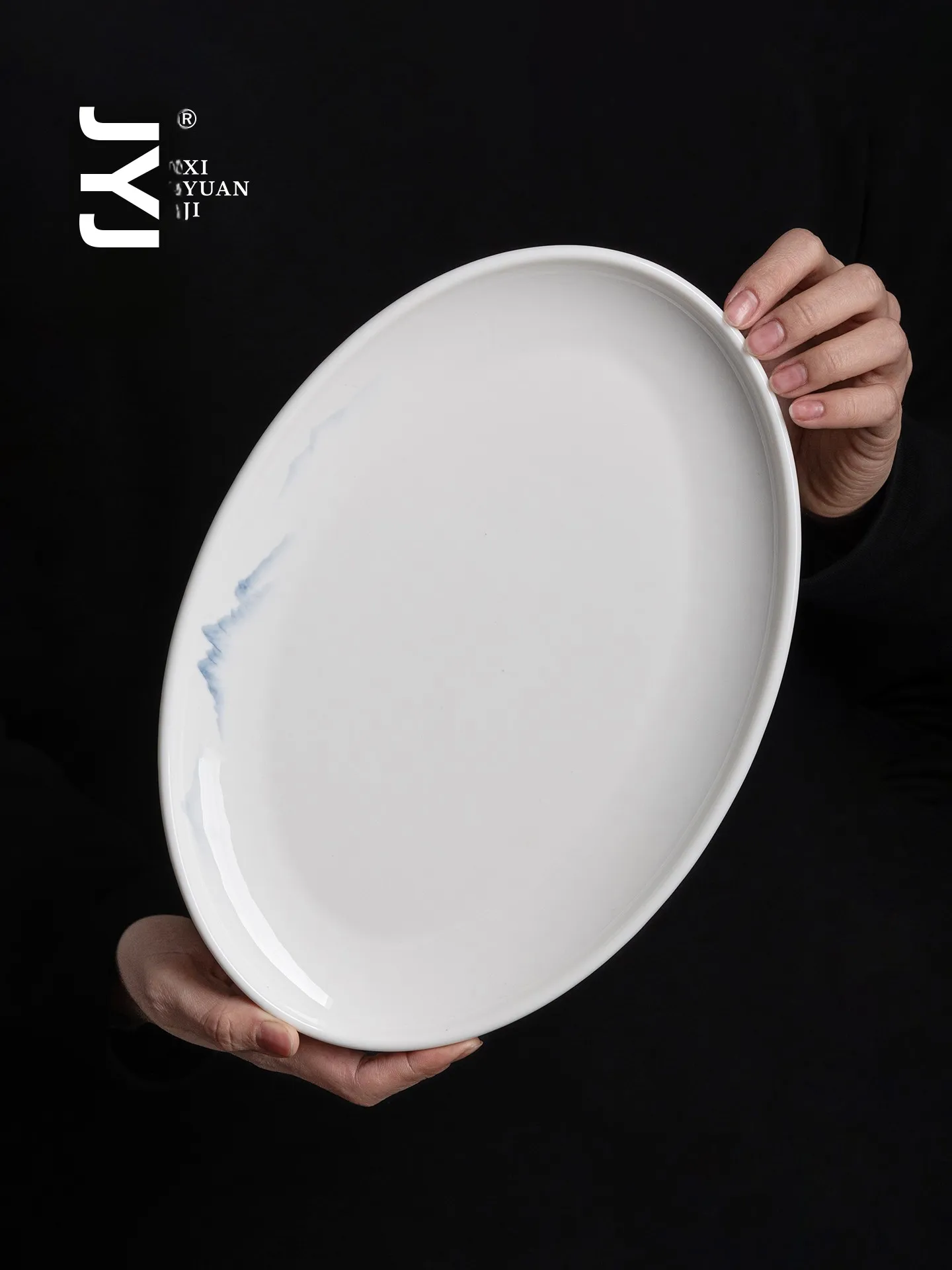 手描き陶器製楕円形プレート：中華風の高級感を実現する家庭用食器