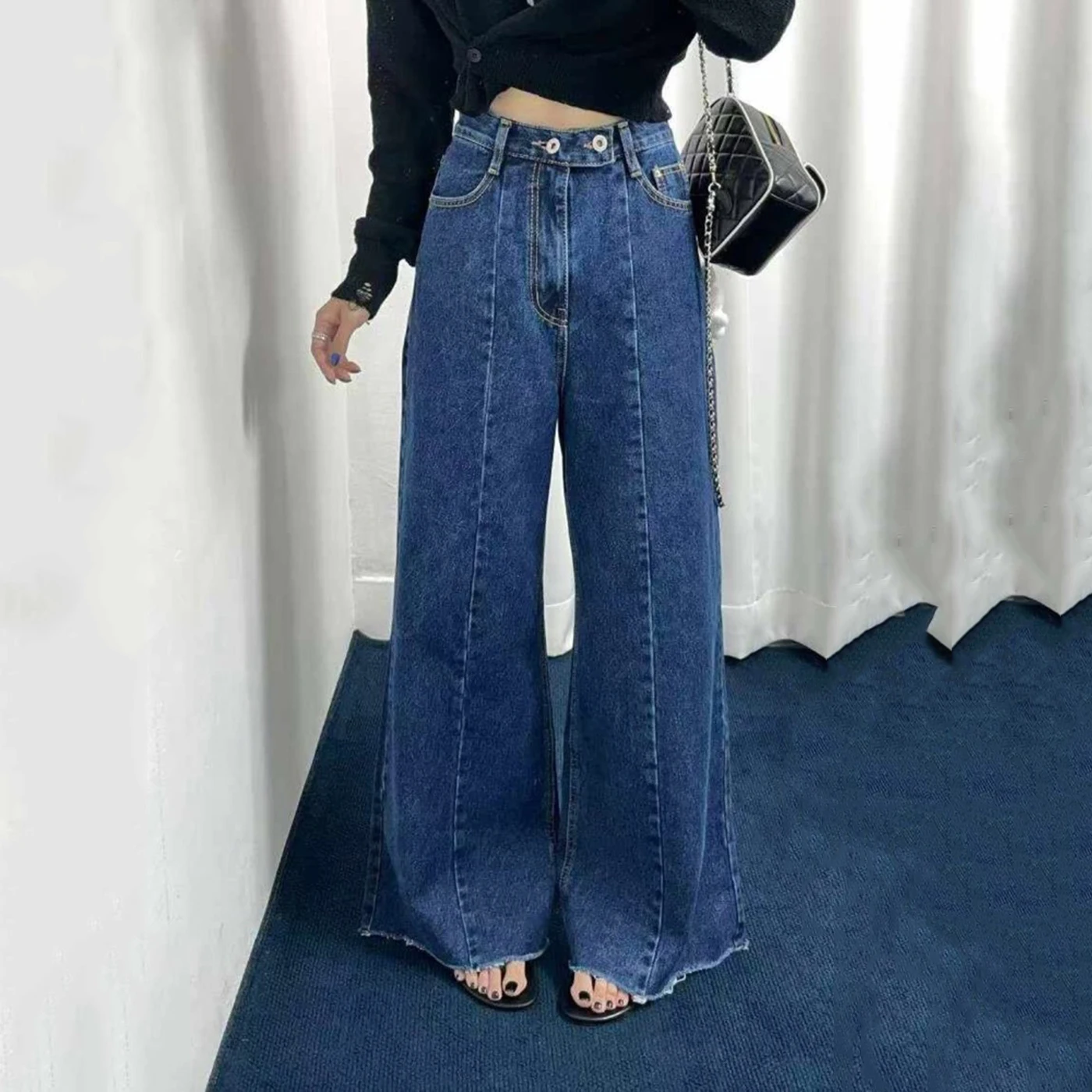 個性派デザインのフィットジーンズ【カジュアル・ストレートレッグ・ルーズスタイル】 大人可愛いの定番アイテム