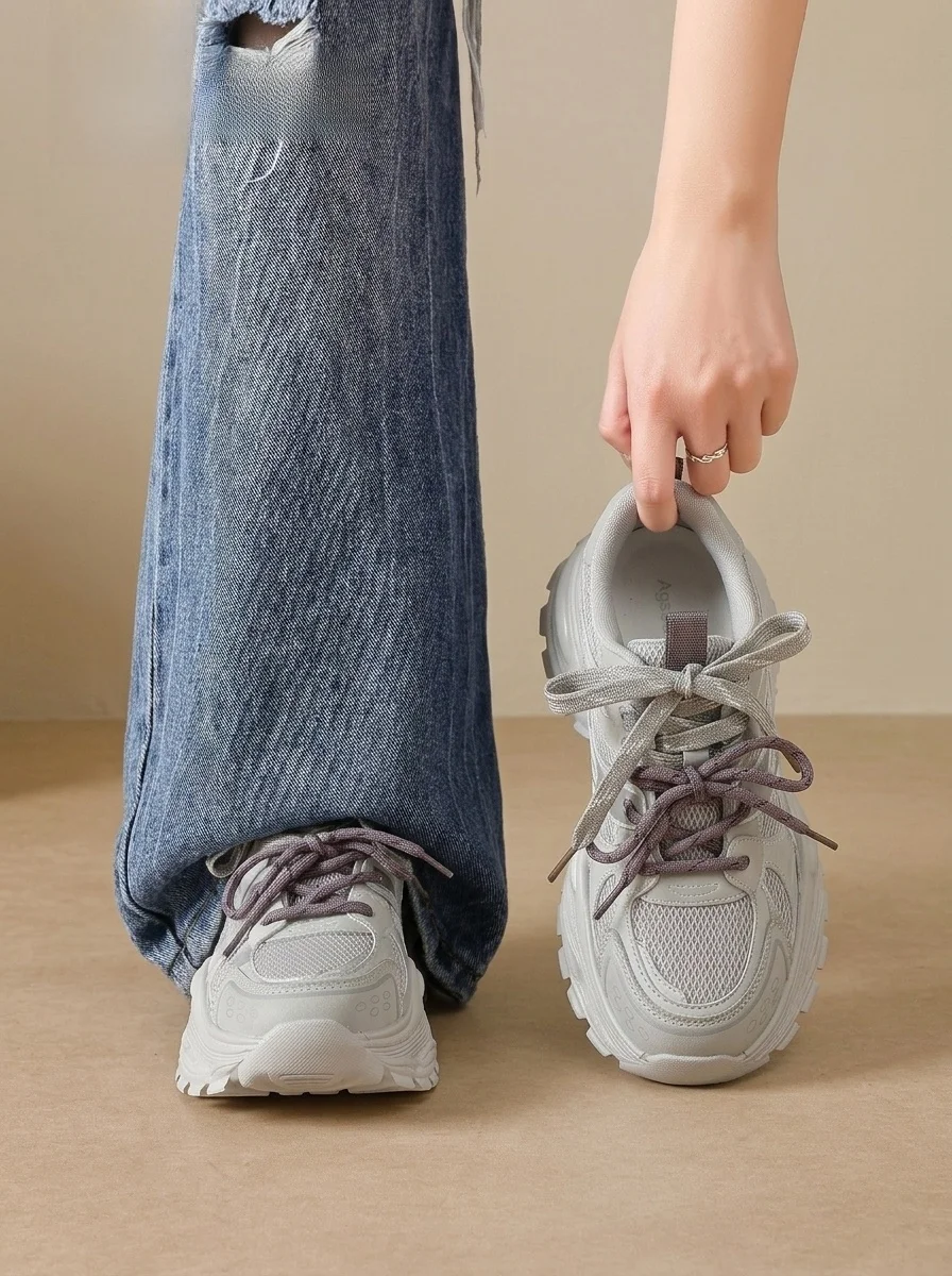 厚底パンプスが疲れない理由は？足に合わない靴を避けるための最適な選択肢とは？