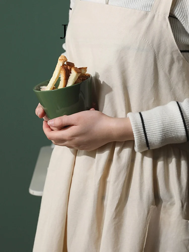 リネンエプロンをかぶるだけで、日常のストレスが消えるの？