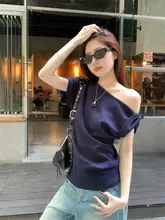 デザイン性のあるタイトフィット肩出しTシャツ【夏用・ネイビーカラー・ショートスリーブ】