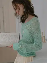 春季用 蝶結びデザインの薄手ニットトップス【緩やかフィット・長袖・透かし編み】