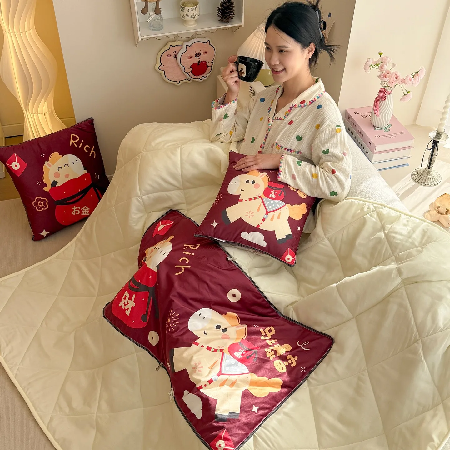 可愛いデザインの抱き枕兼ブランケット：生活快適グッズとしての実用性とシーン別適用