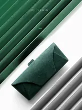車用眼鏡ホルダー【実用的で便利・収納ボックス】