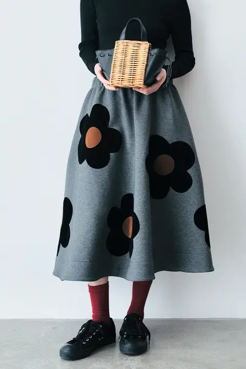 秋季可憐なレイヤードフラワー刺繍スカート【空気感・ハイウエスト】（セットアップ対応）