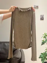 秋冬用 カフェブラウンのフリル付き長袖Tシャツとハイウエストチェック柄Aラインスカート（セットアップ対応）
