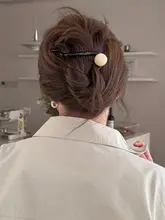 高級感のある人造珍珠のヘアクリップ【レトロスタイル・ツイストデザイン】