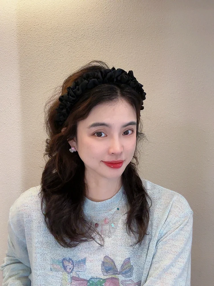 フラワークラウンとヘアバンドの選択で迷うなら、今こそこの1品を試してみよう